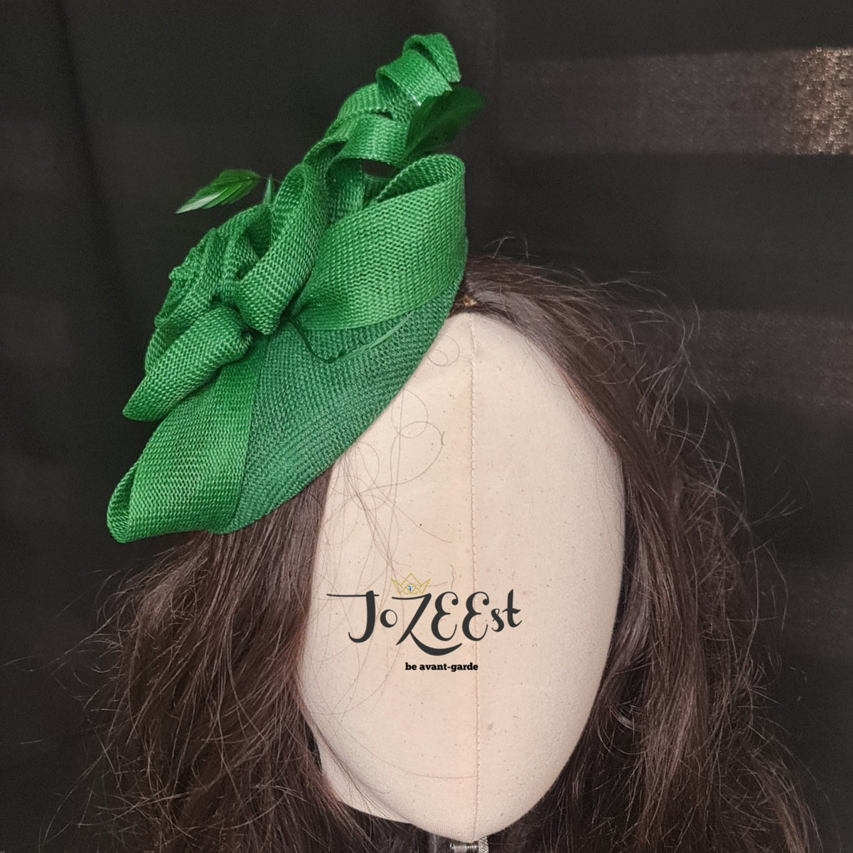 Nungu Fascinator