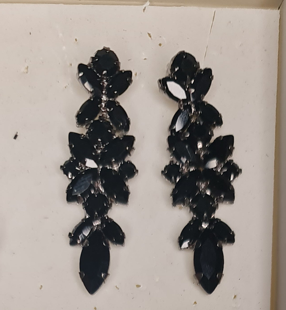 Gaze Earrings