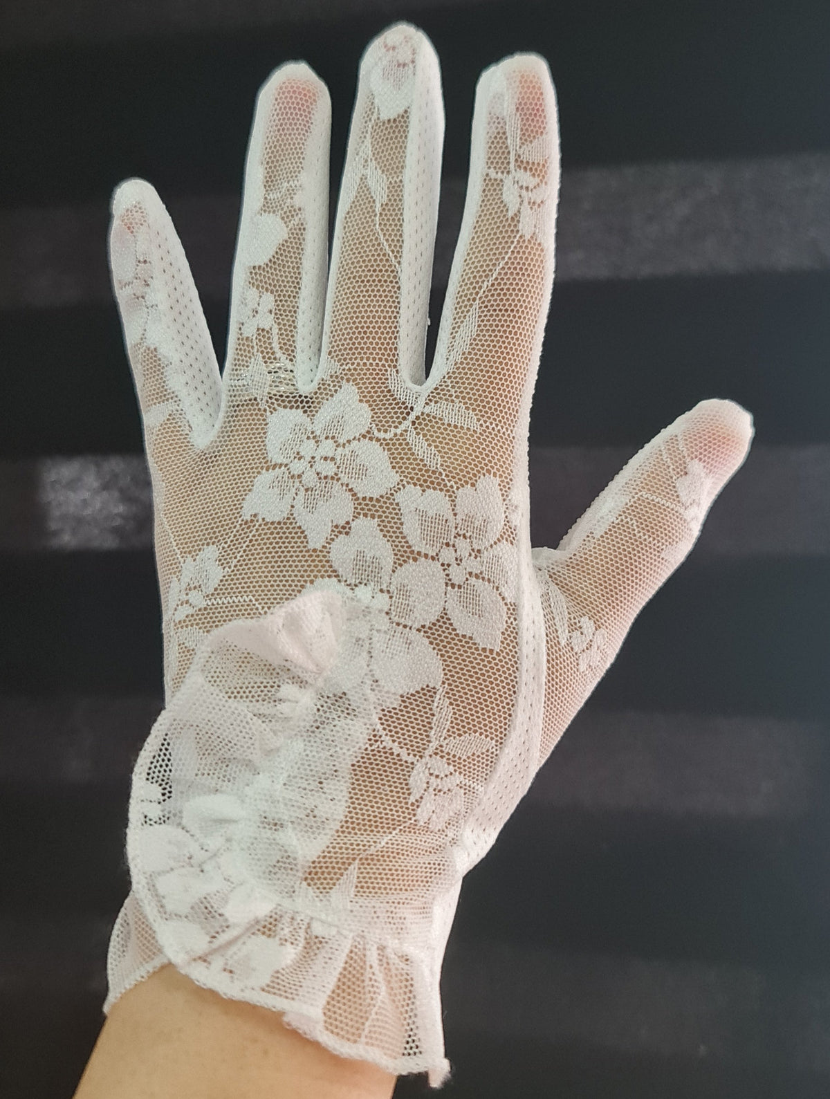 Likuwe Gloves