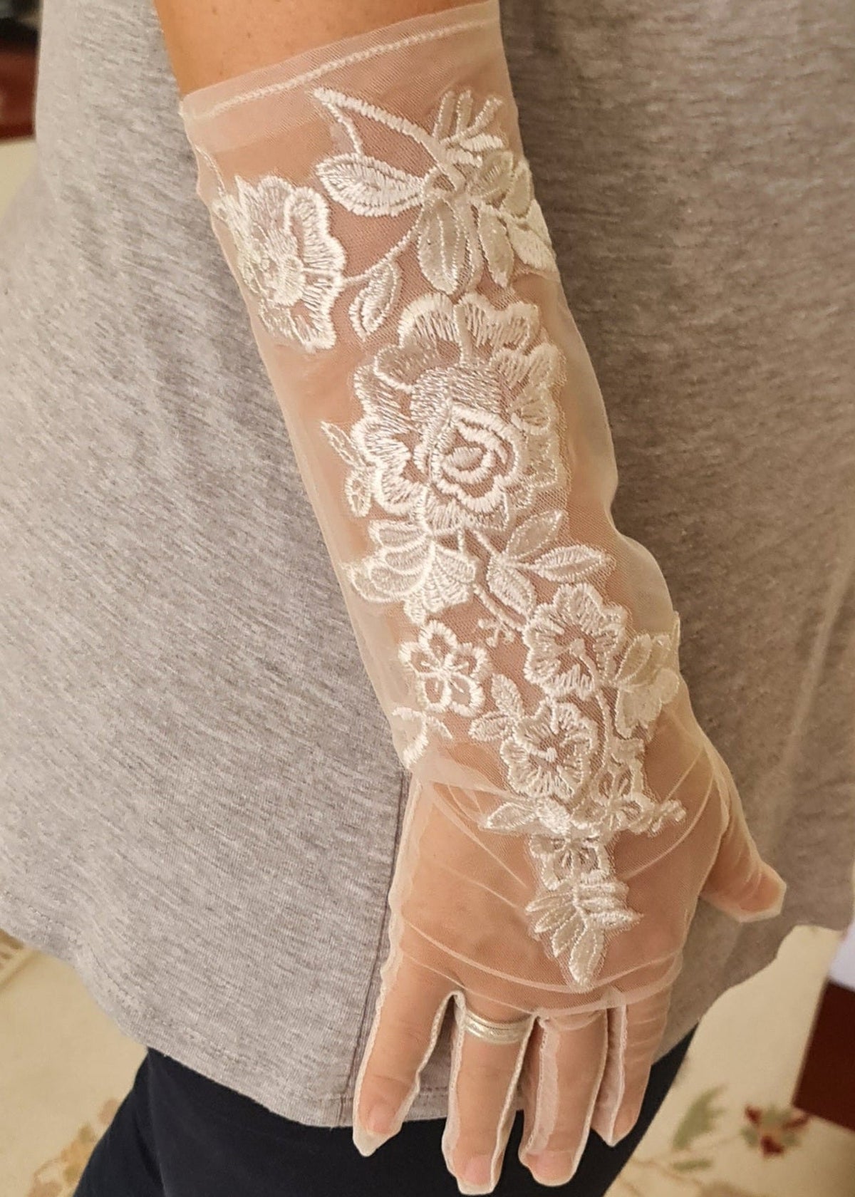 Bonolo Gloves