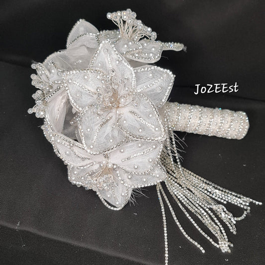 Yoliswa Hand Bouquet