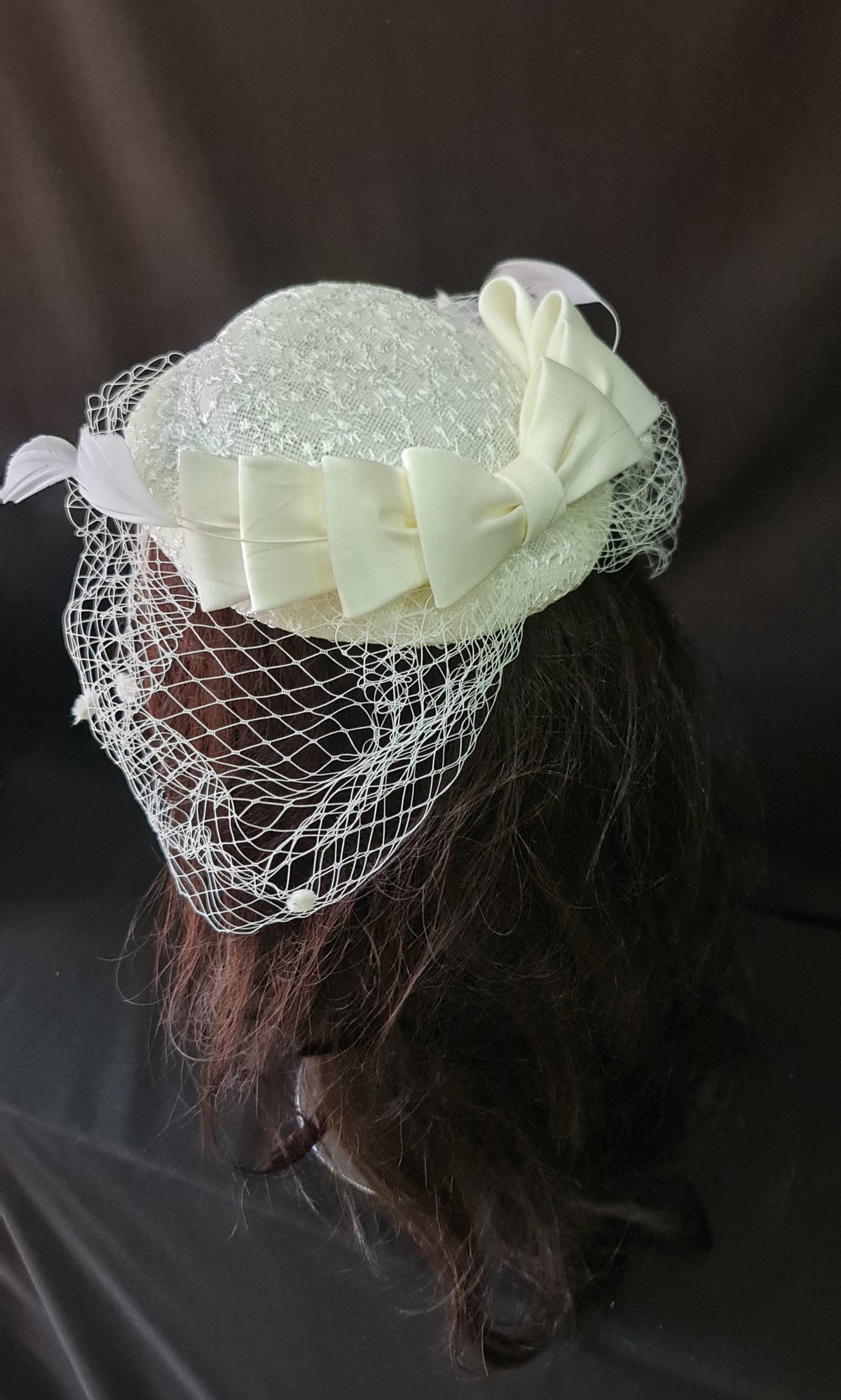 Praise Fascinator