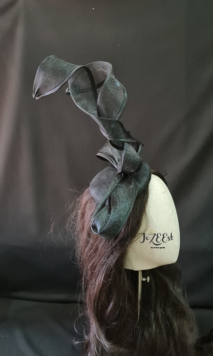 Nyelethi Fascinator