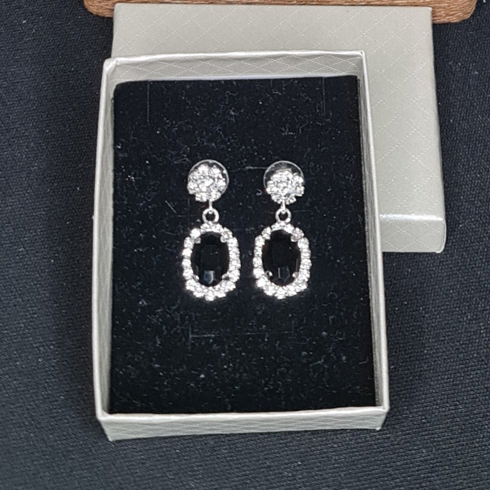 Lungile Jewellery Set