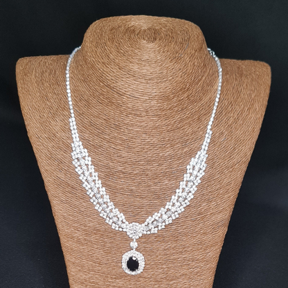Lungile Jewellery Set