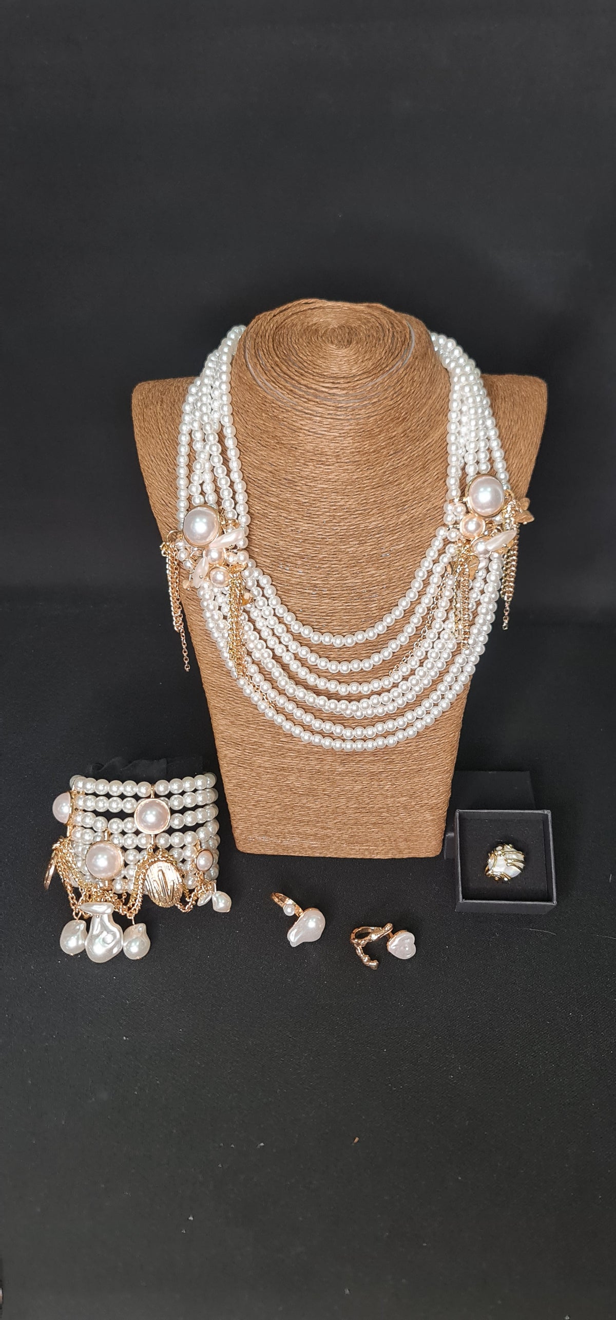 Owami Jewellery Set