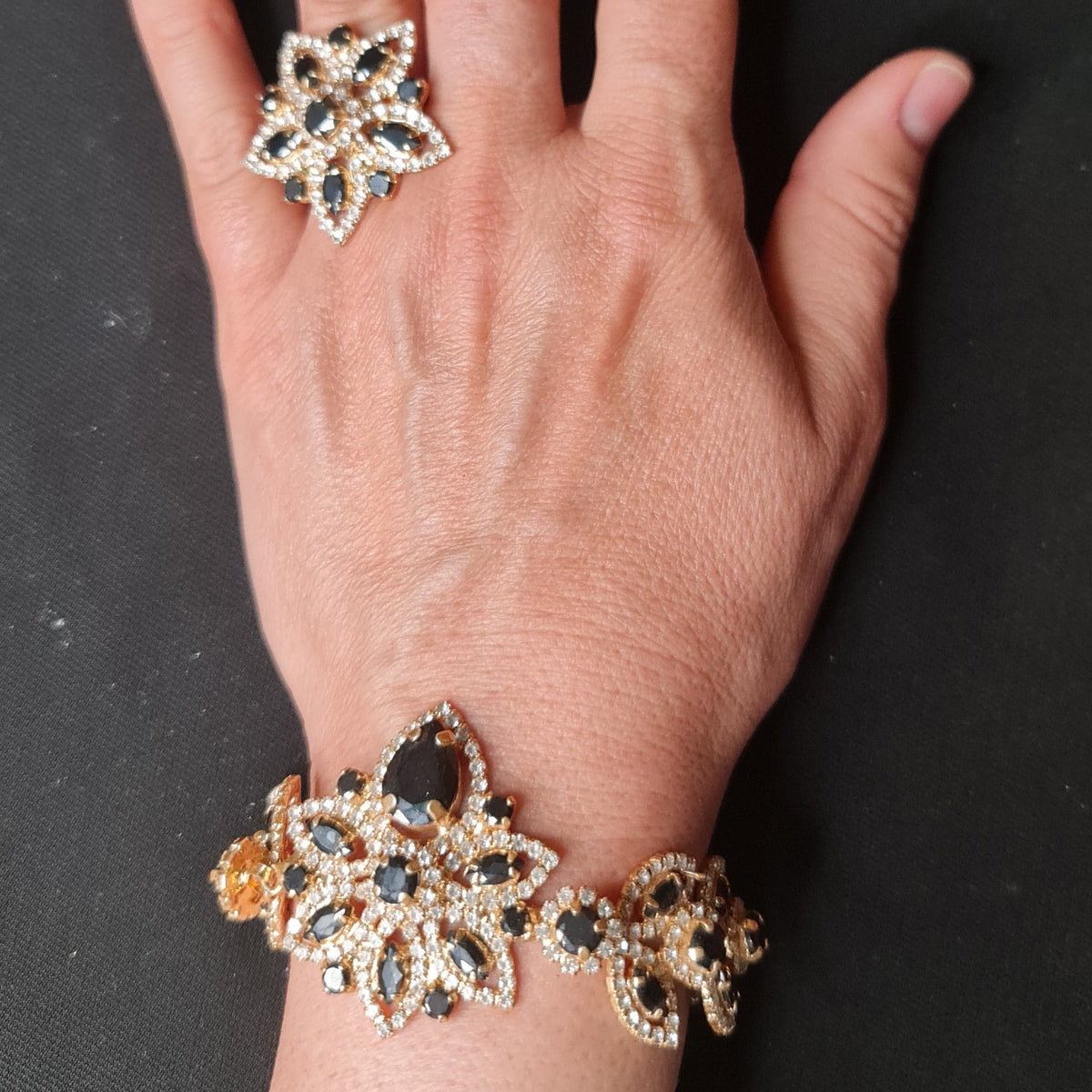Wandile Jewellery Set