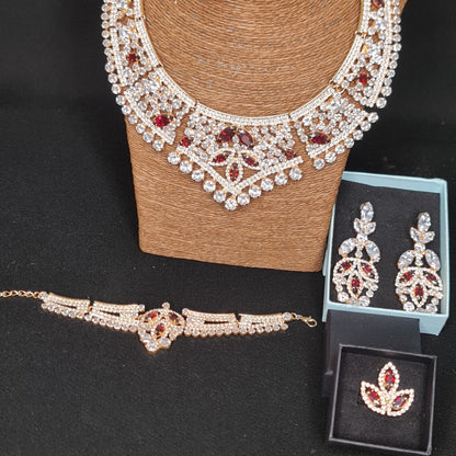 Amora Jewellery Set