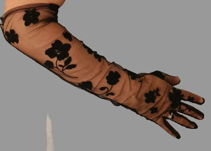 Tshego Gloves