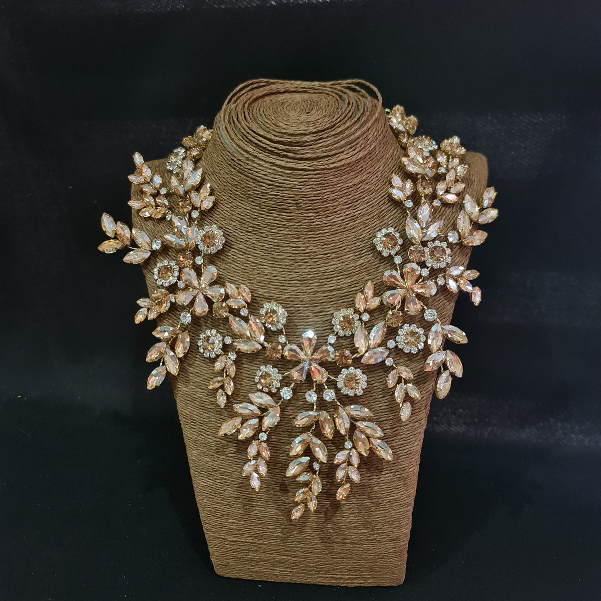 Daisy Necklace