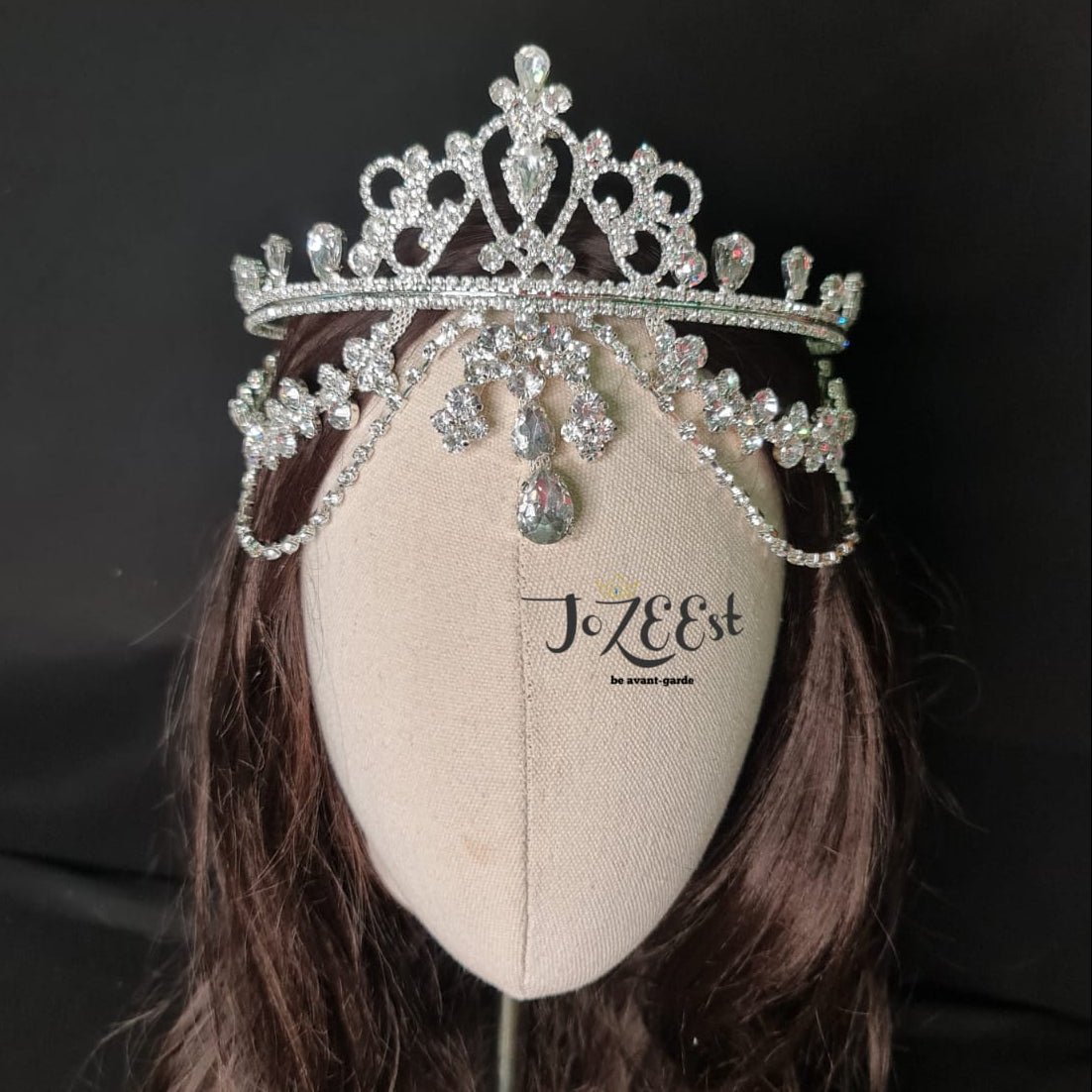 Liyanda Crown