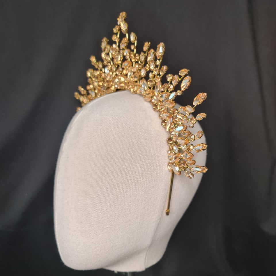 Ayanda Crown